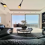 V Penthouse Διαμέρισμα Βιέστε