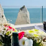 V Penthouse Διαμέρισμα *