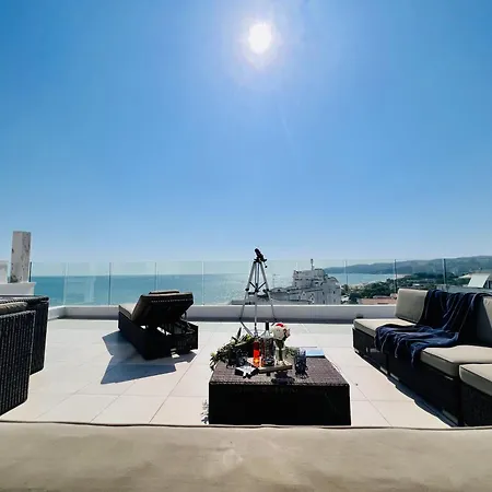 アパート V Penthouse ヴィエステ