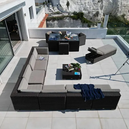 V Penthouse アパート ヴィエステ