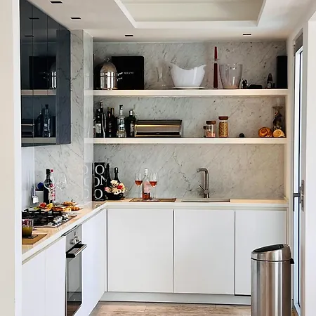 V Penthouse Appartement *