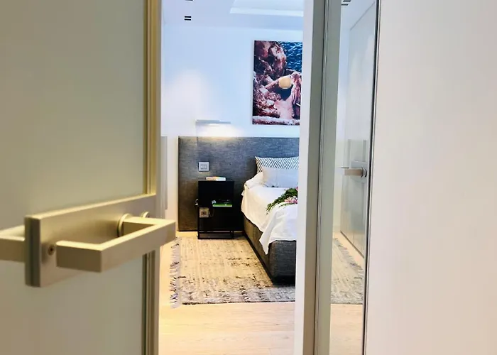 Apartment V Penthouse *